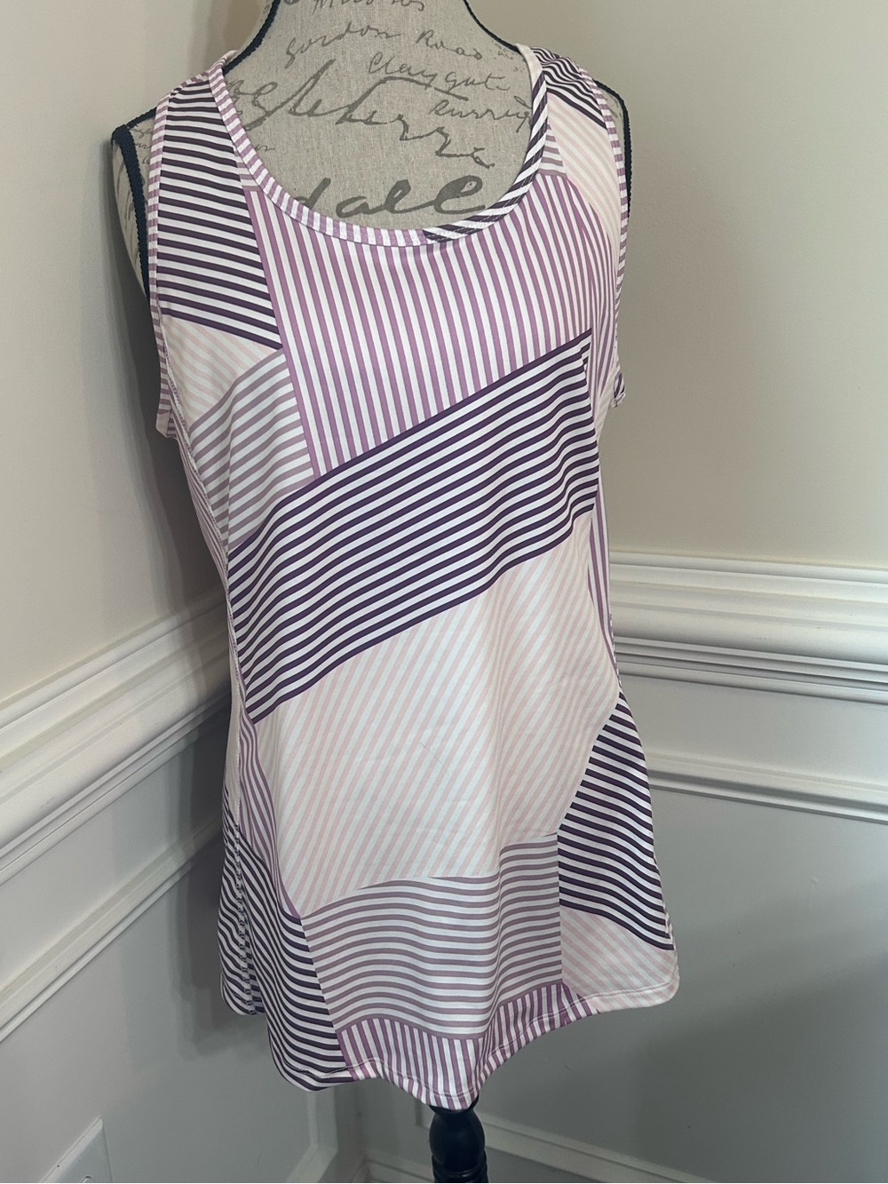 Old Navy Striped Sleeveless Tank in Purple